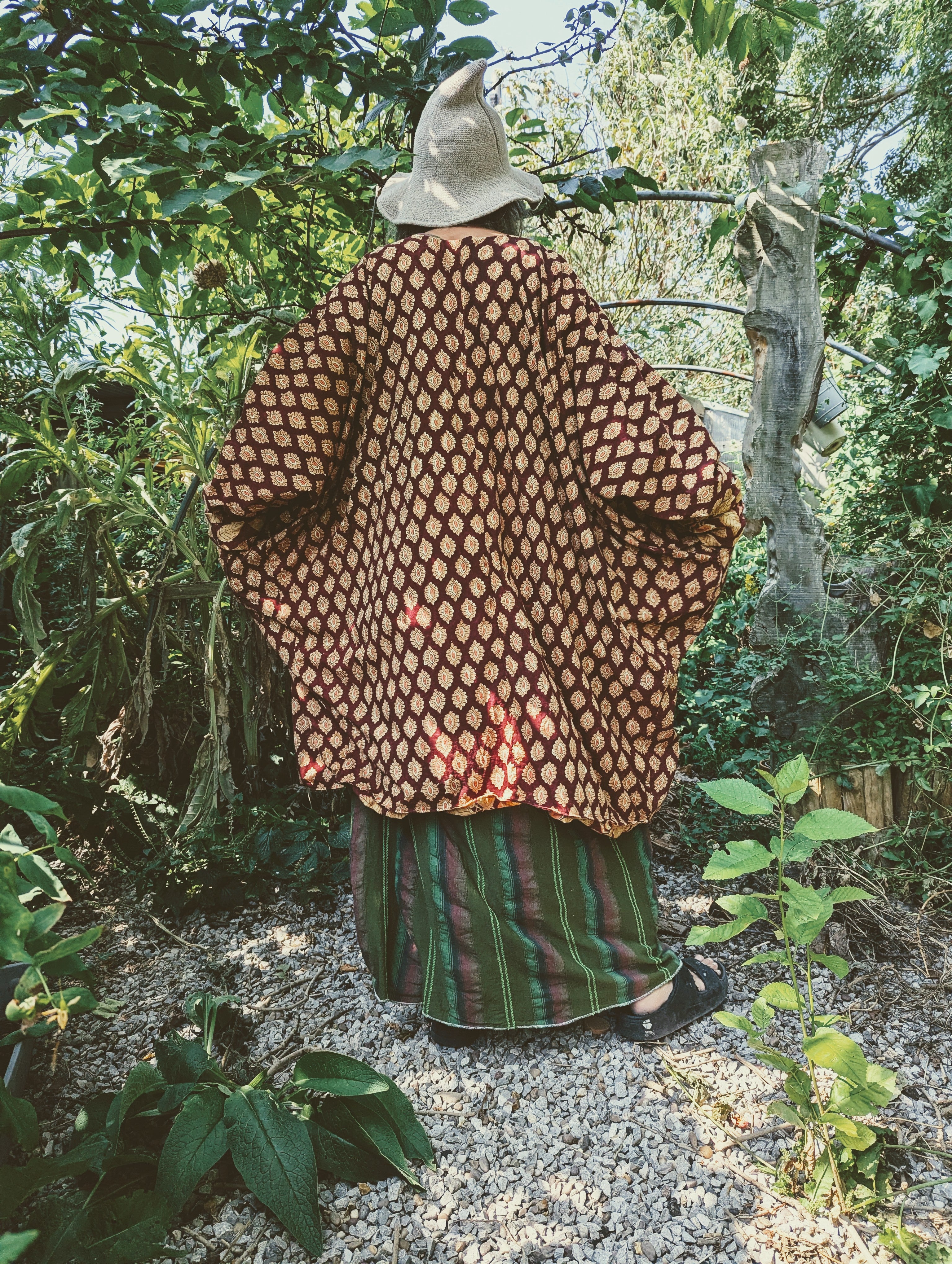 the 'green queen robe & dress' ensemble
