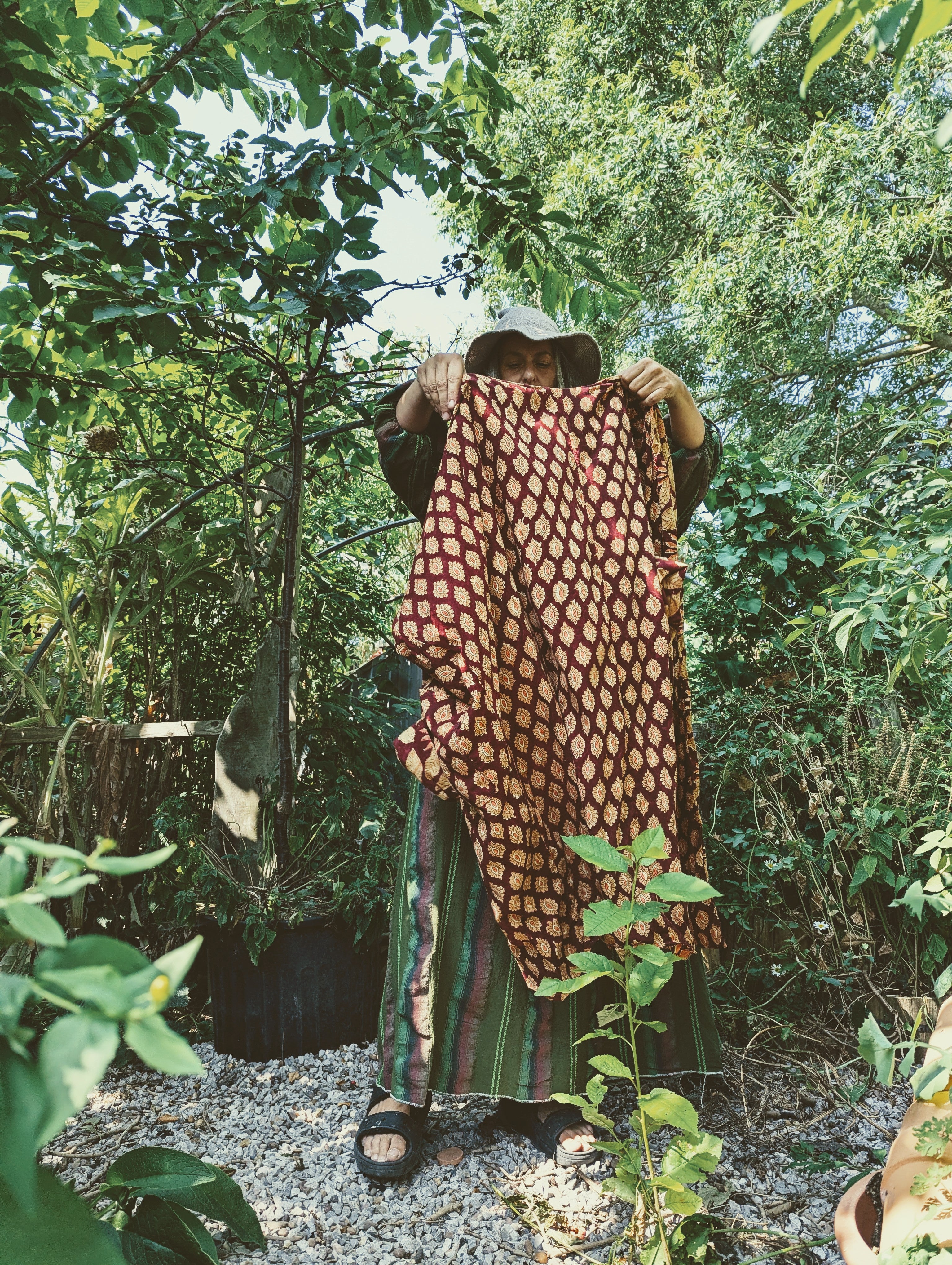 the 'green queen robe & dress' ensemble